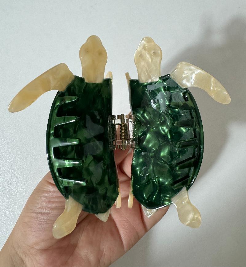 Flatback Sea Turtle Hair Claw