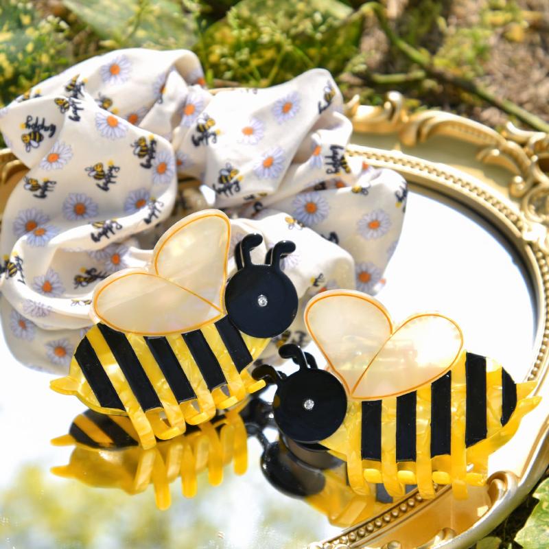 Bee Hair Claw