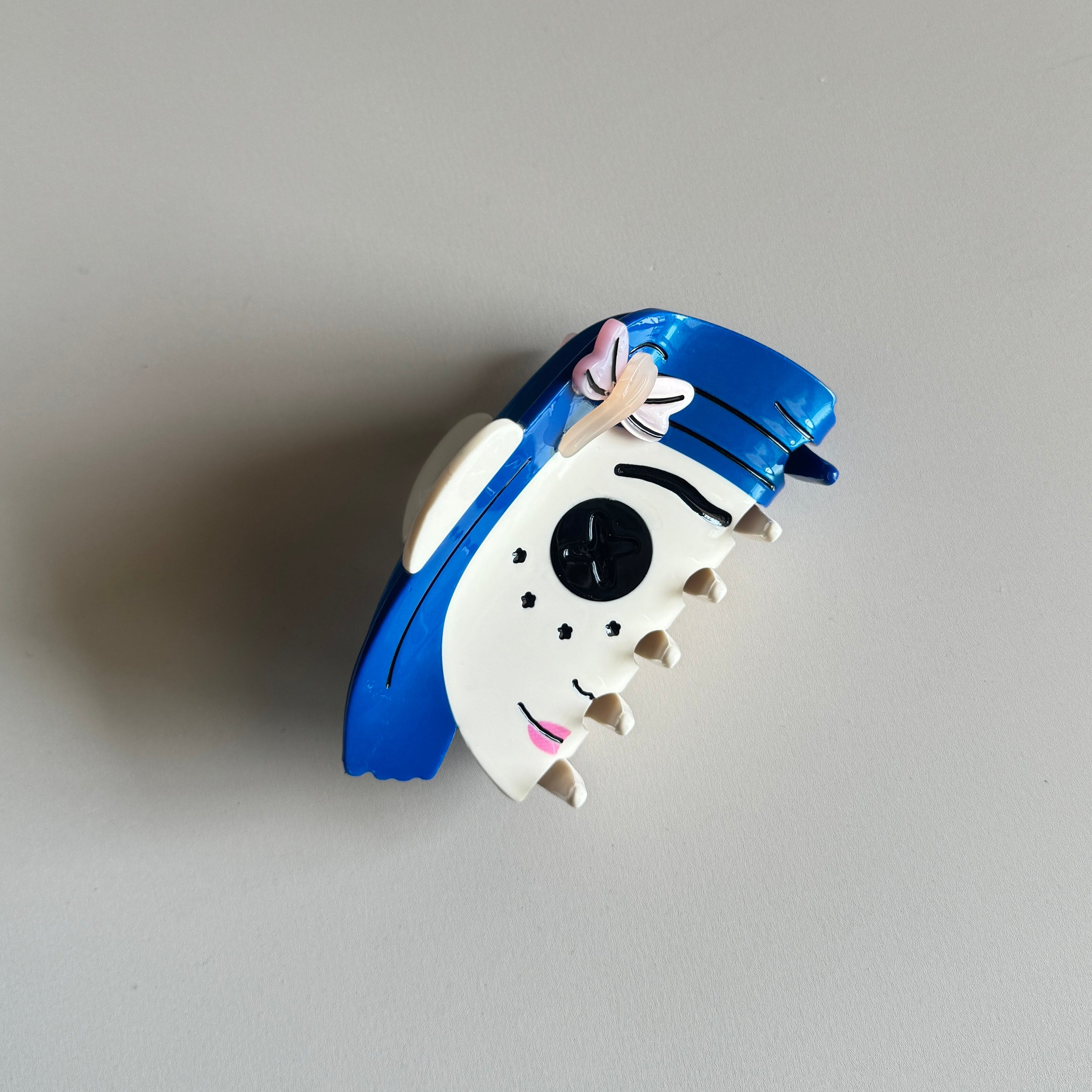 Coraline's Hair Claw