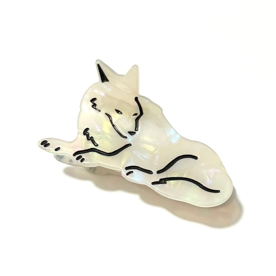 Arctic Snow Wolf Hair Claw