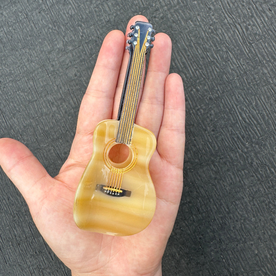 Classic Acoustic Guitar Hair Claw