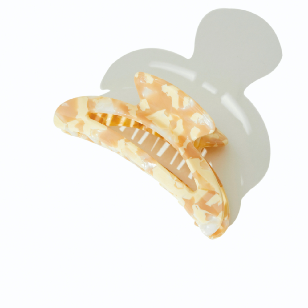 Baguette Hair Claw in Strawberry