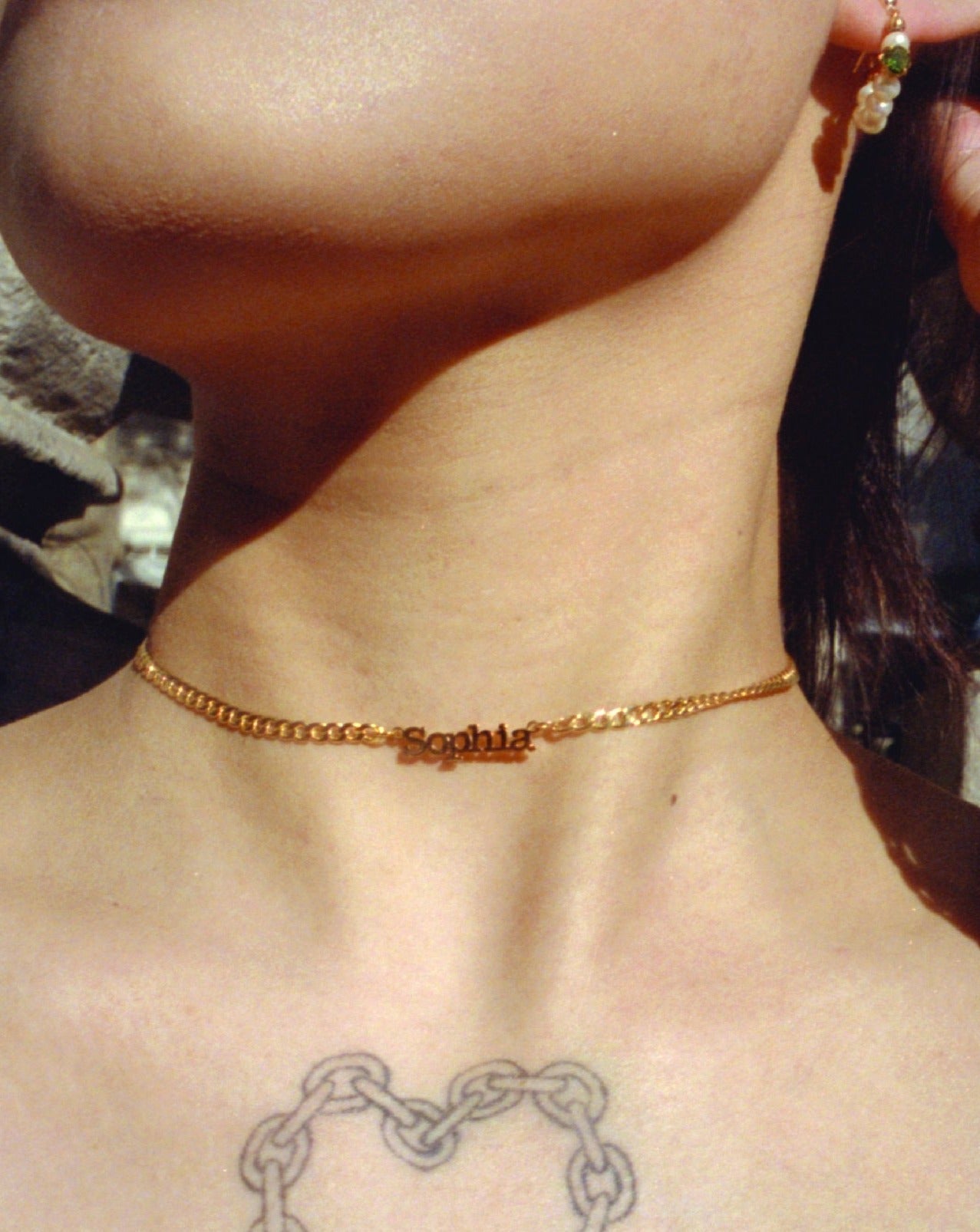 The Nameplate Choker