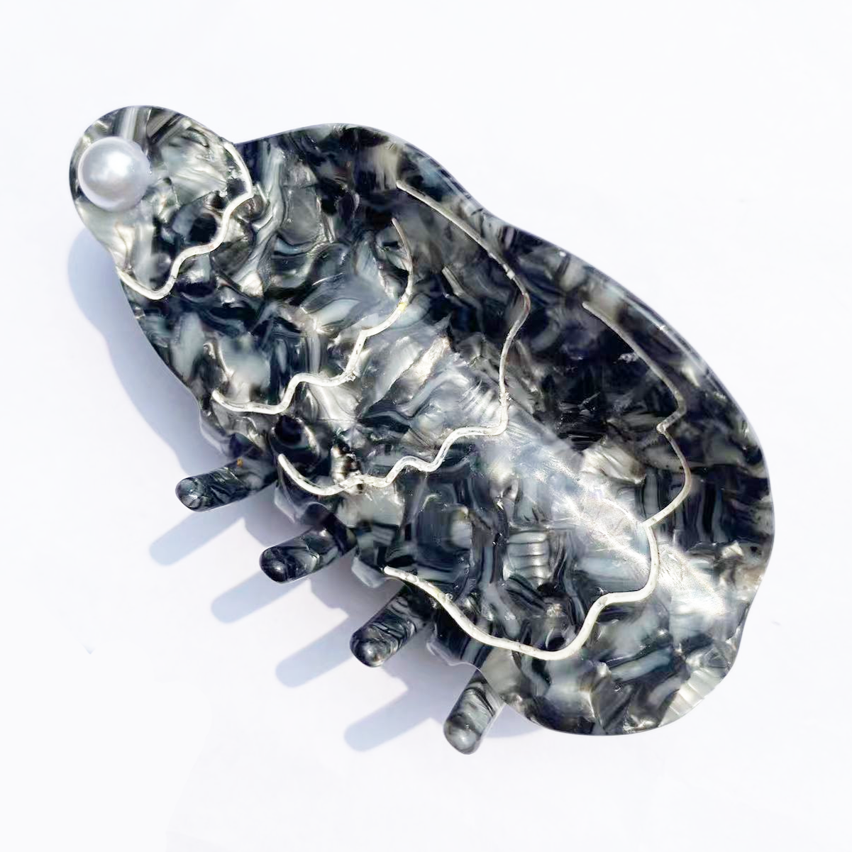 Oyster Hair Claw