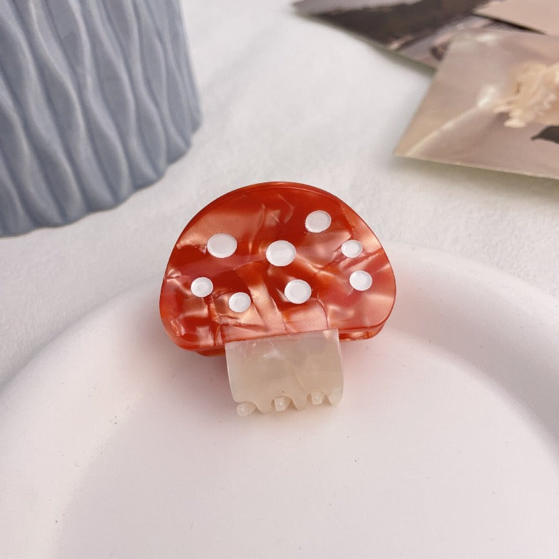 Sweet Mushroom Hair Claw