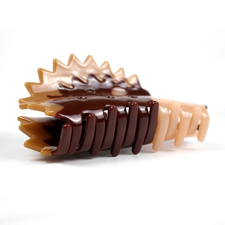 Brown Hedgehog Hair Claw