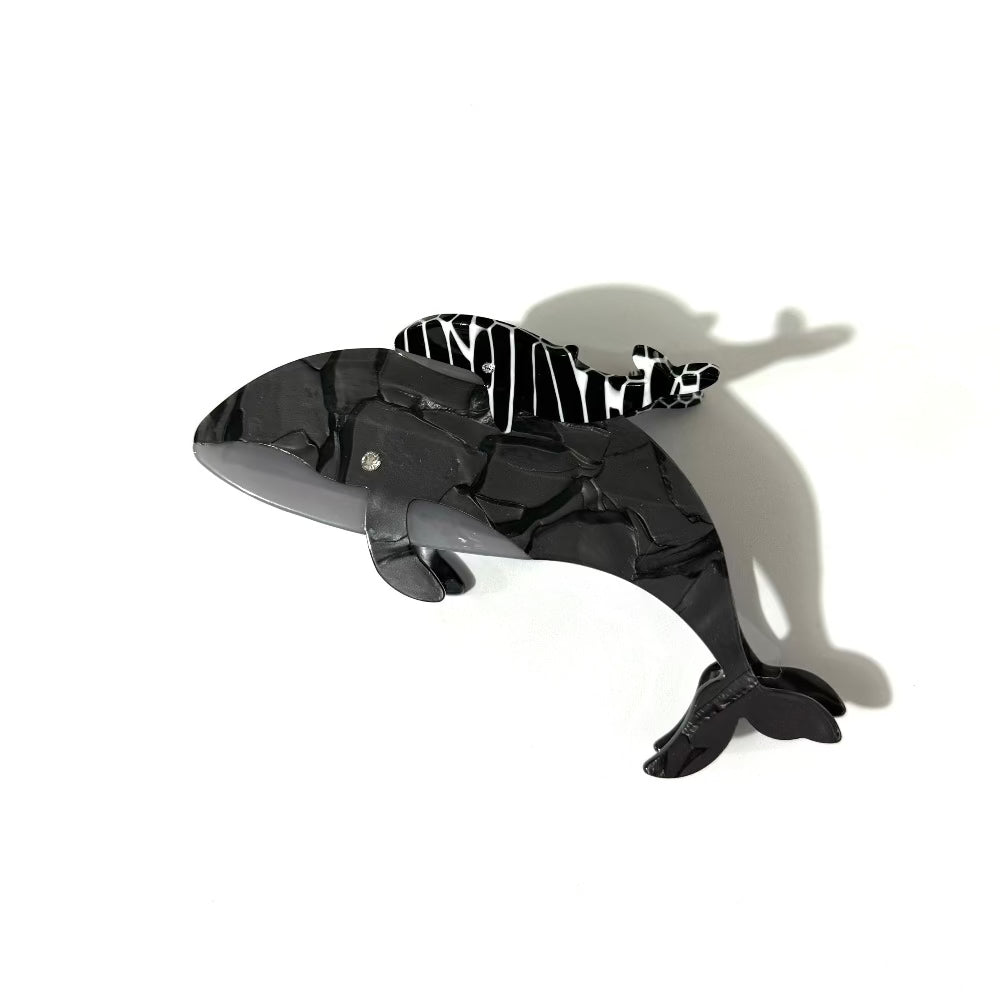 Black Double Whale Hair Claw