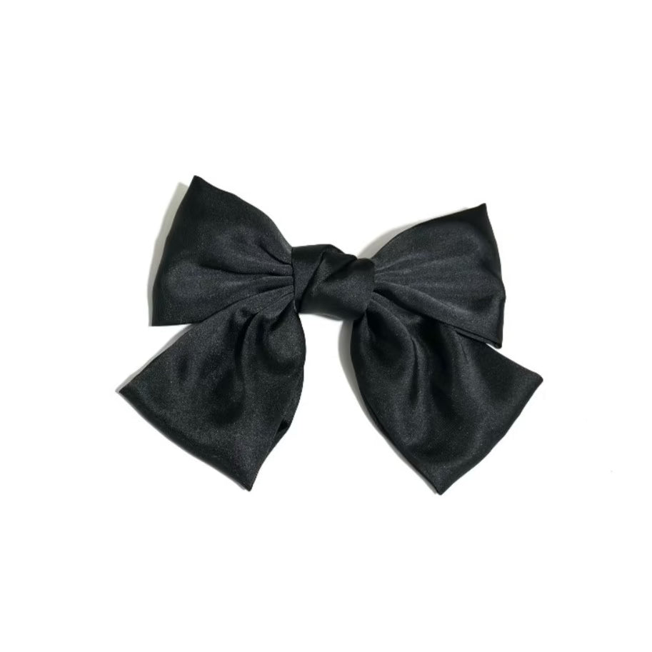 Black Bow Hair Clip In Paris