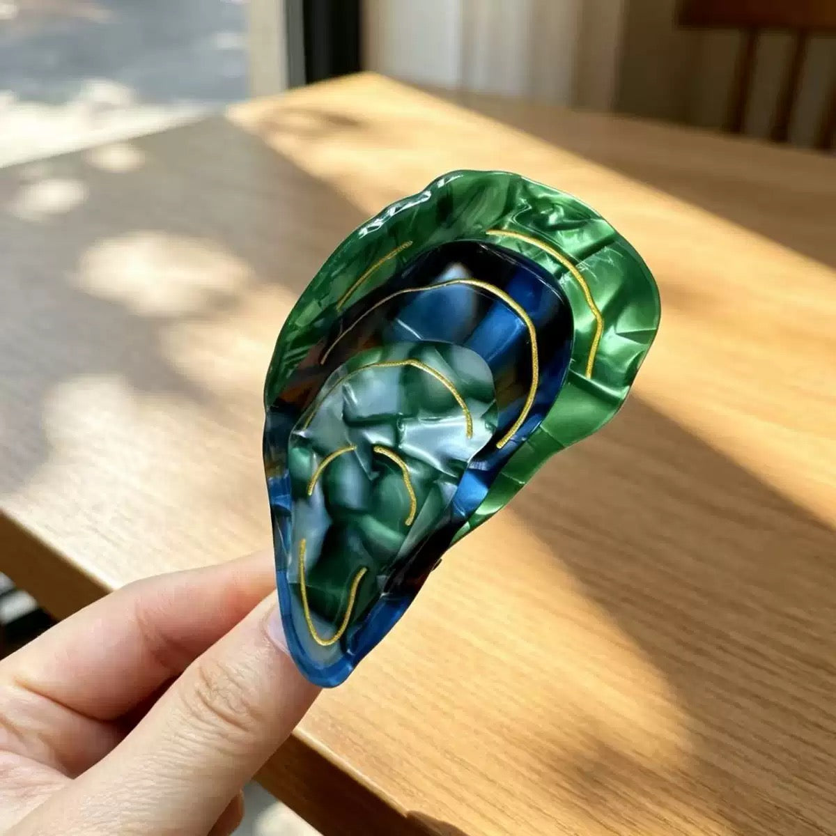 Scallop Hair Claw