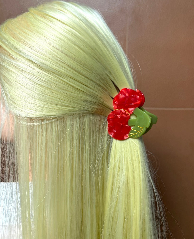 🔥 Cherry Bomb Hair Claw