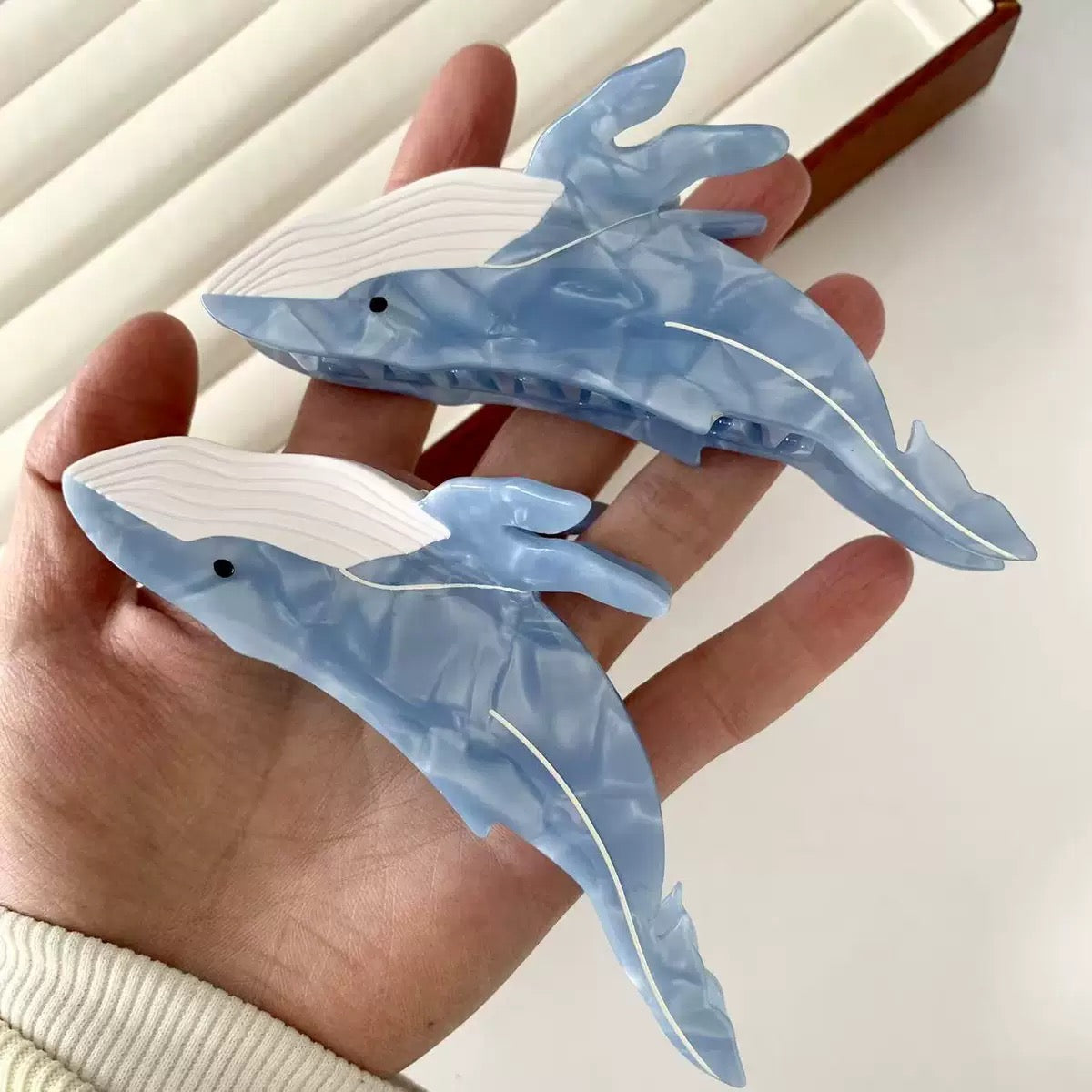 Hoshiny Unique Whale Hair Claw
