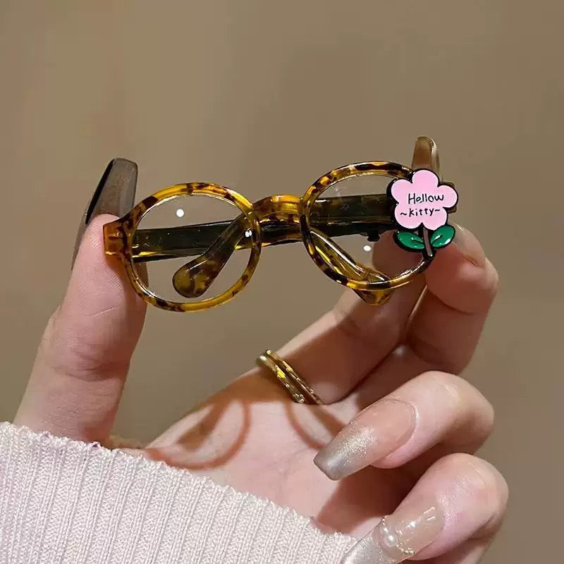 Glasses Hair Clip