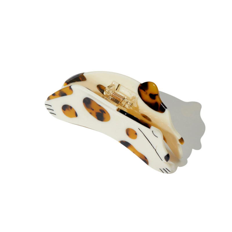 Curious Dalmatian Dog Hair Claw in Chestnut