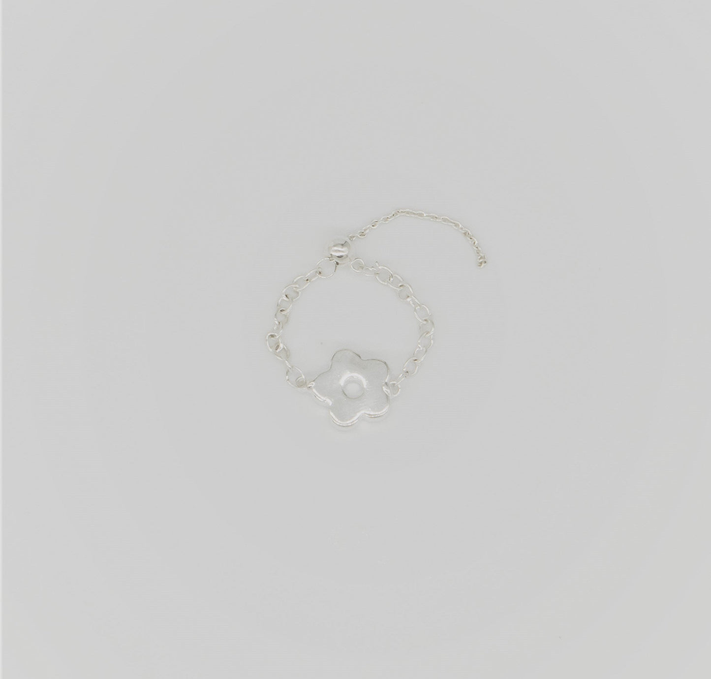 White Flower Chain Ring