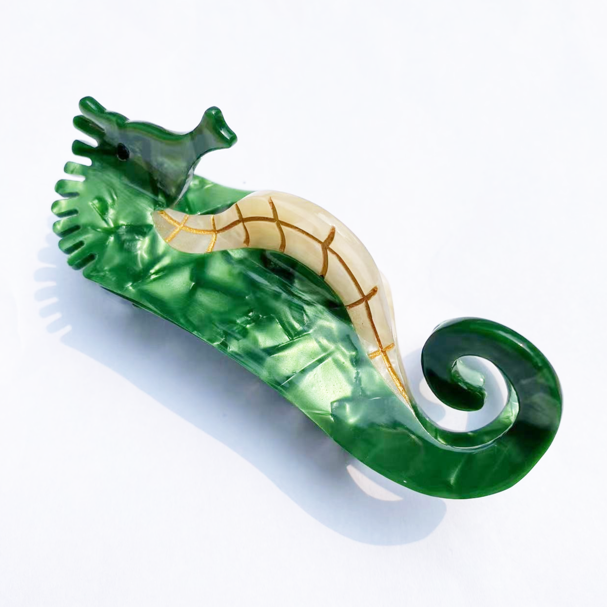 Green Hippocampus Japonicus Hair Claw