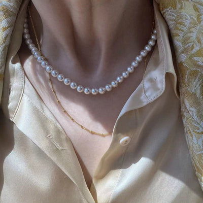 Minimalist Pearl Necklace